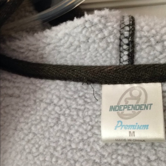 Mermaid Hoodie - Picture 4 of 4